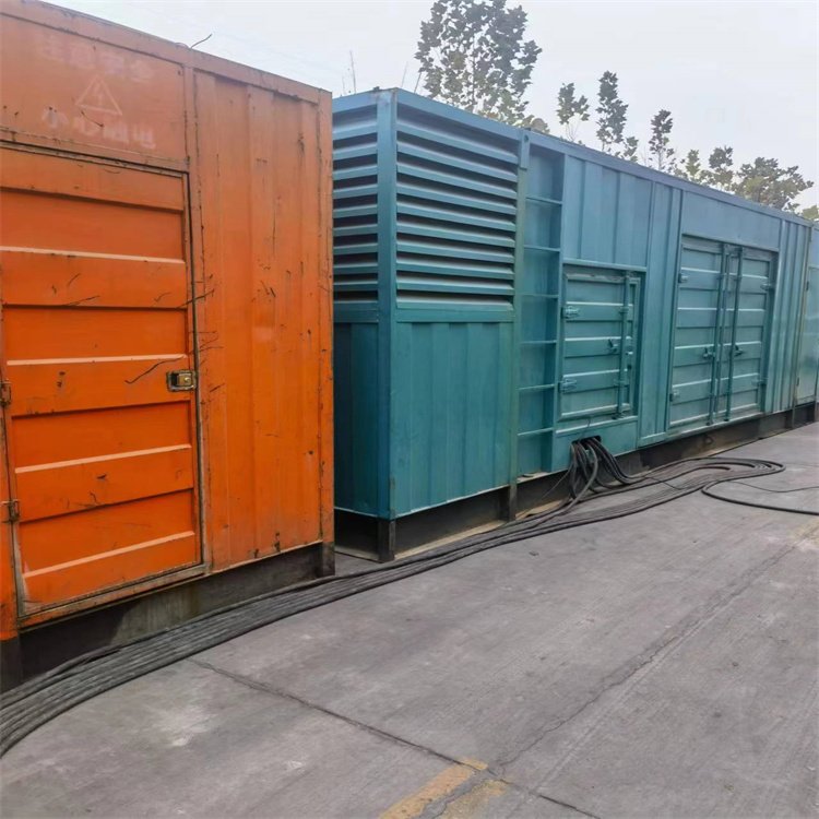 大名如何选择适合 600kW 柴油发电机组的热继电器？