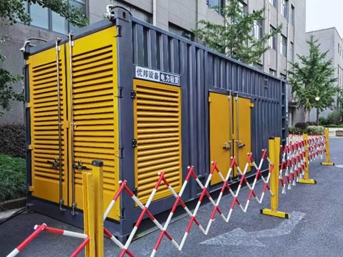 大名如何使用转速表检查发动机的转速？