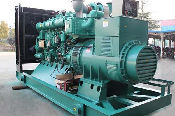 大名工厂发电机应急发电中如何优化燃油储备管理？