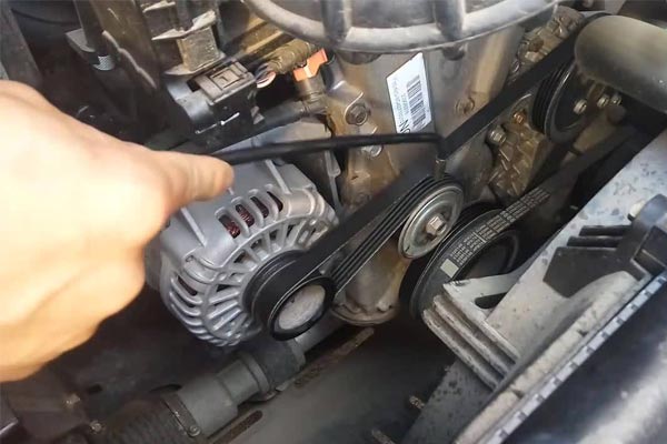 大名转速传感器的工作原理是什么？