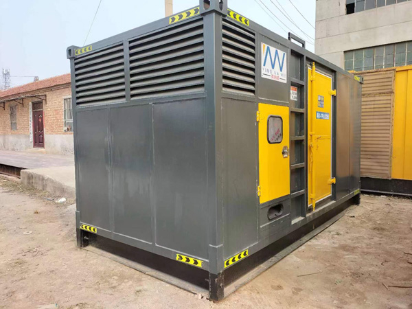 大名进行柴油发电机组电瓶性能测试时，有哪些注意事项？